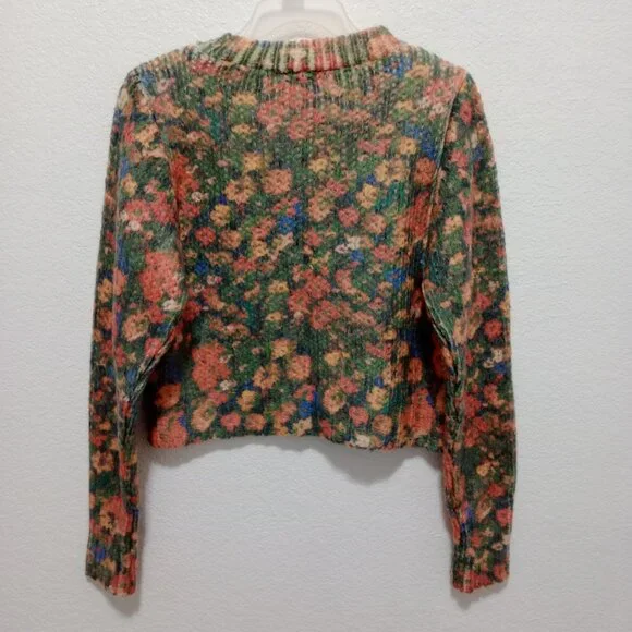 SOLD Zara Women's Floral Wool Blend Knit Cropped Sweater size M - Picture 5 of 10
